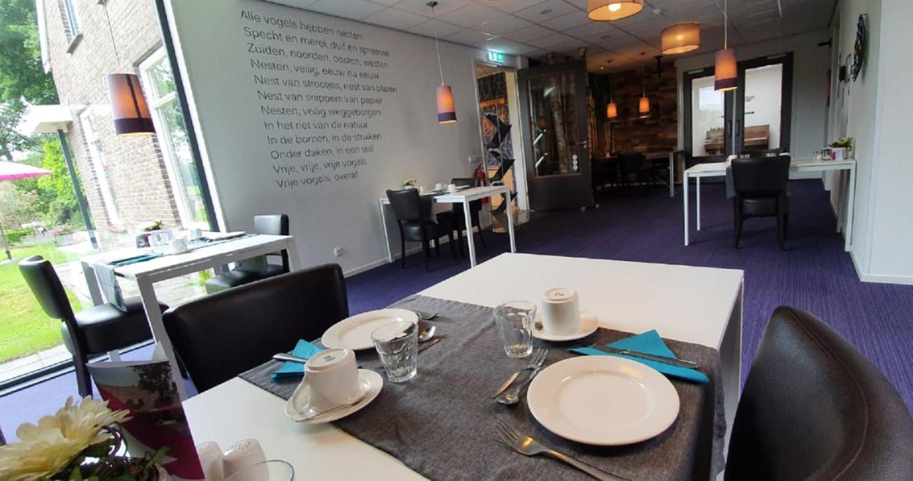 B&B Hotel De Vrije Vogel Elsloo  ภายนอก รูปภาพ